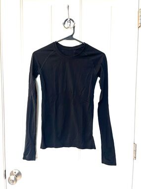 Athleta Momentum Black Long Sleeve Performance Top Size XXS